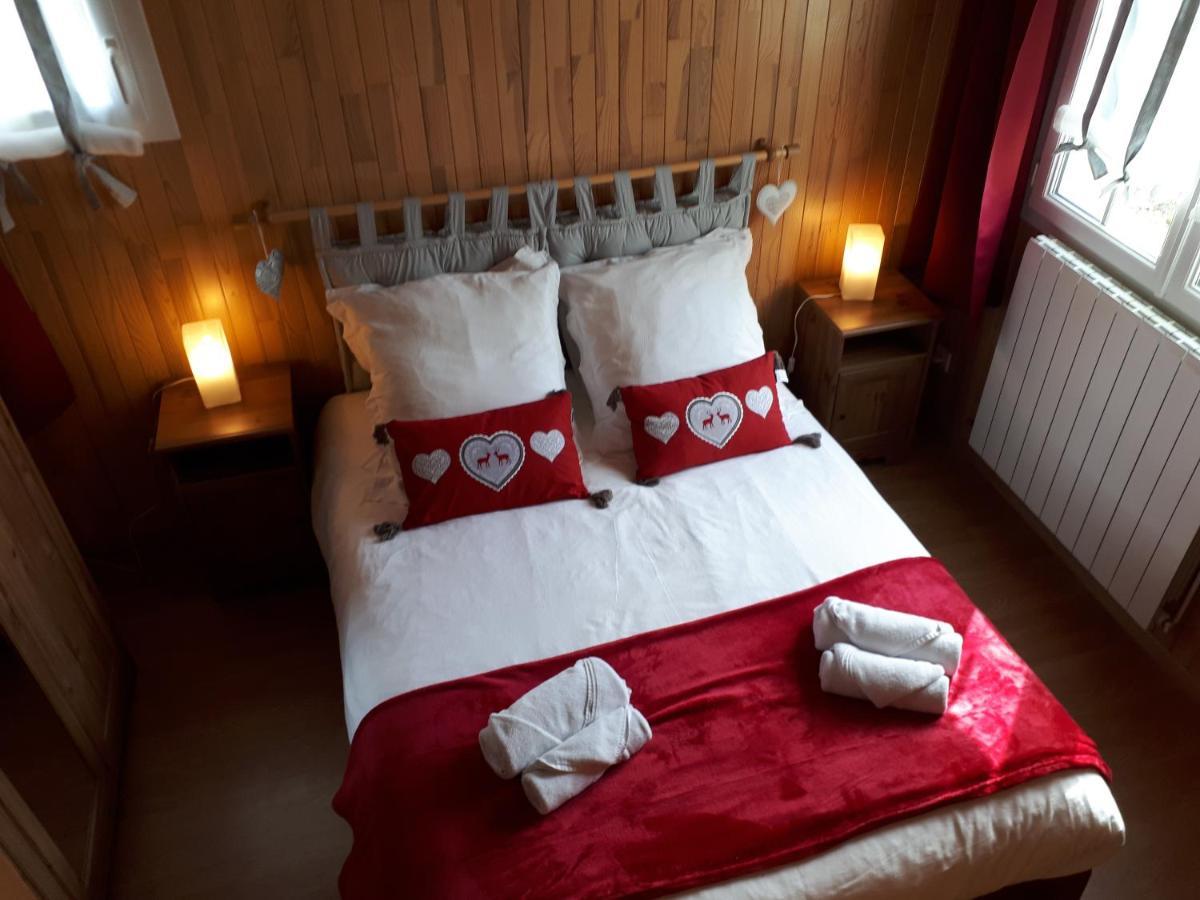 L'Aur~Elie Bed & Breakfast Lalinde Exterior foto