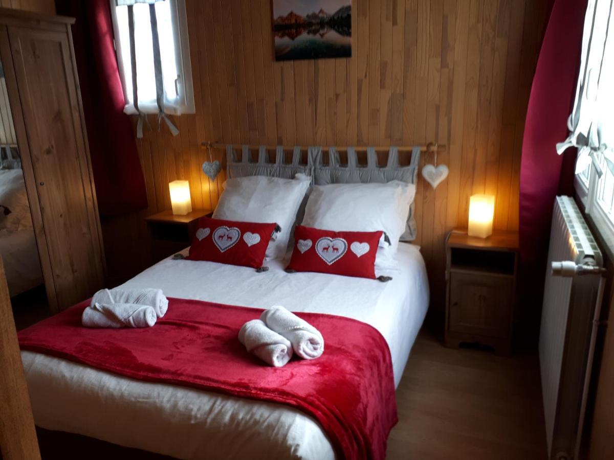 L'Aur~Elie Bed & Breakfast Lalinde Exterior foto