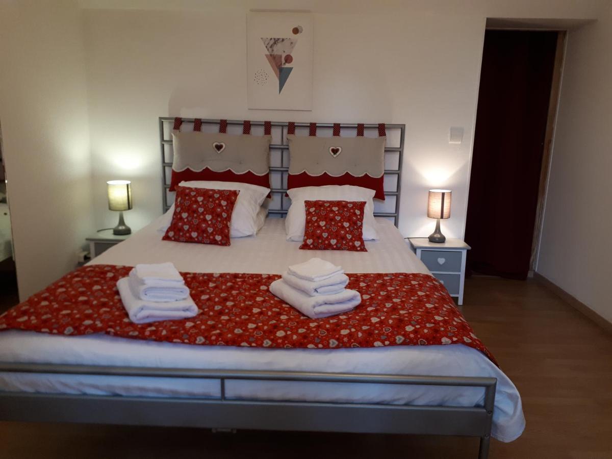 L'Aur~Elie Bed & Breakfast Lalinde Exterior foto