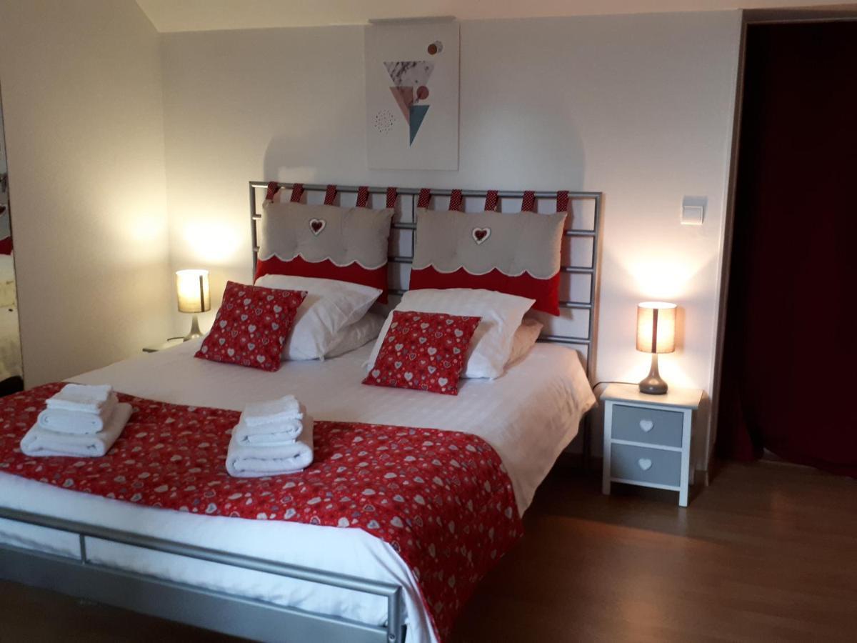 L'Aur~Elie Bed & Breakfast Lalinde Exterior foto